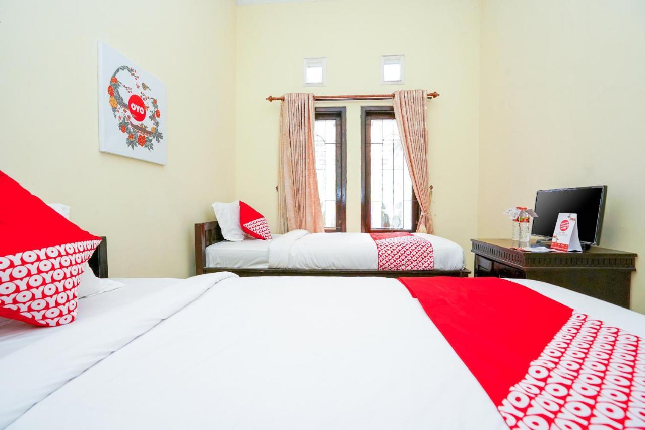 Oyo 1087 Homestay Potato House Bromo Kültér fotó